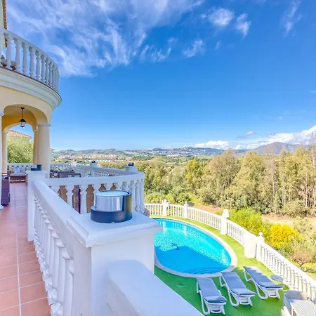 Casa Darcey Villa *