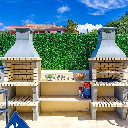 Casa Darcey Villa