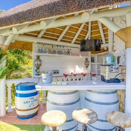 Casa Darcey Villa *