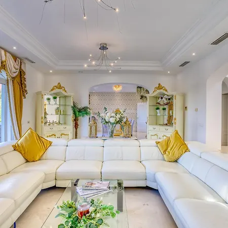 Villa Casa Darcey *