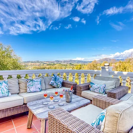 Casa Darcey Villa
